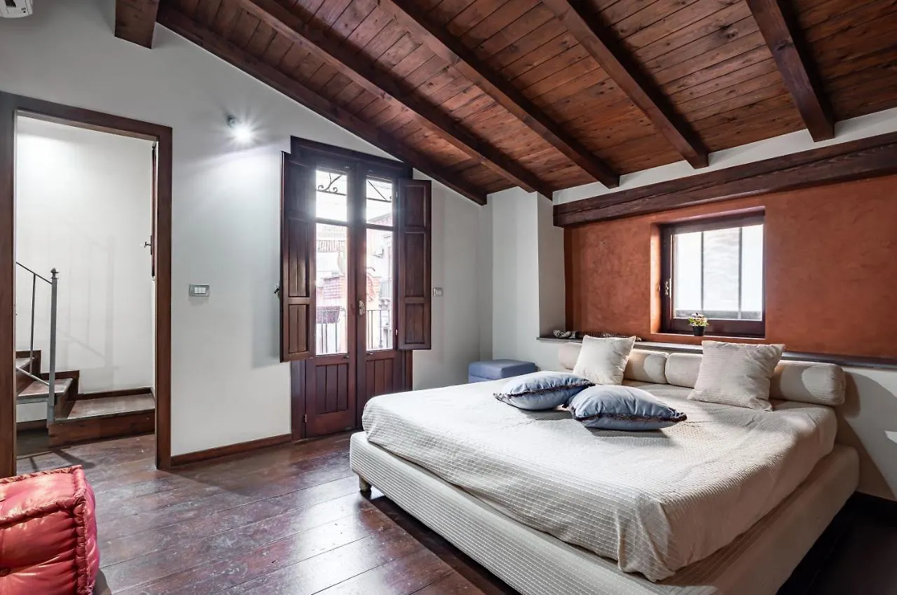 Castello Ursino Apartment - With Balcony Catania