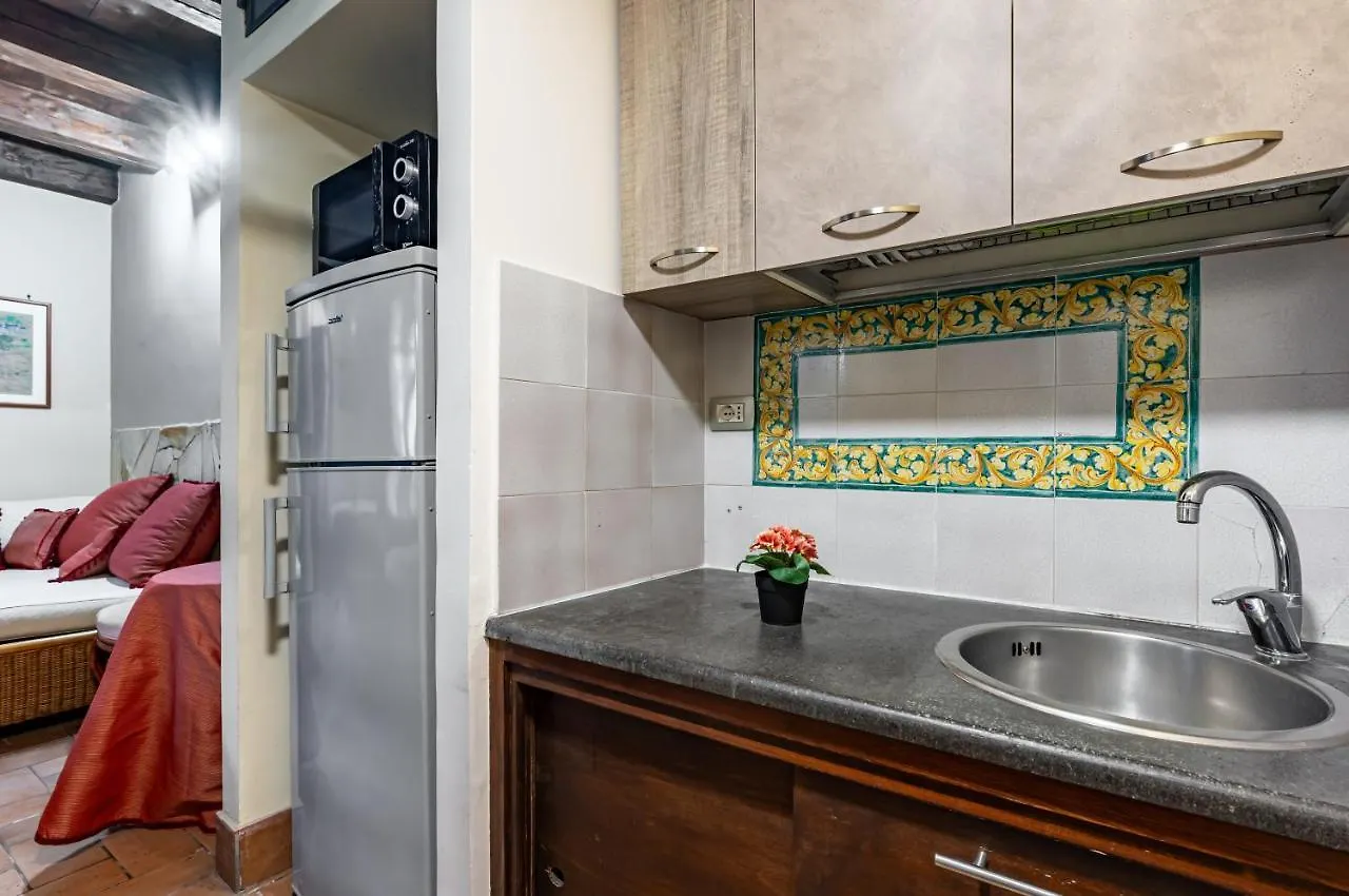 Castello Ursino Apartment - With Balcony Catania