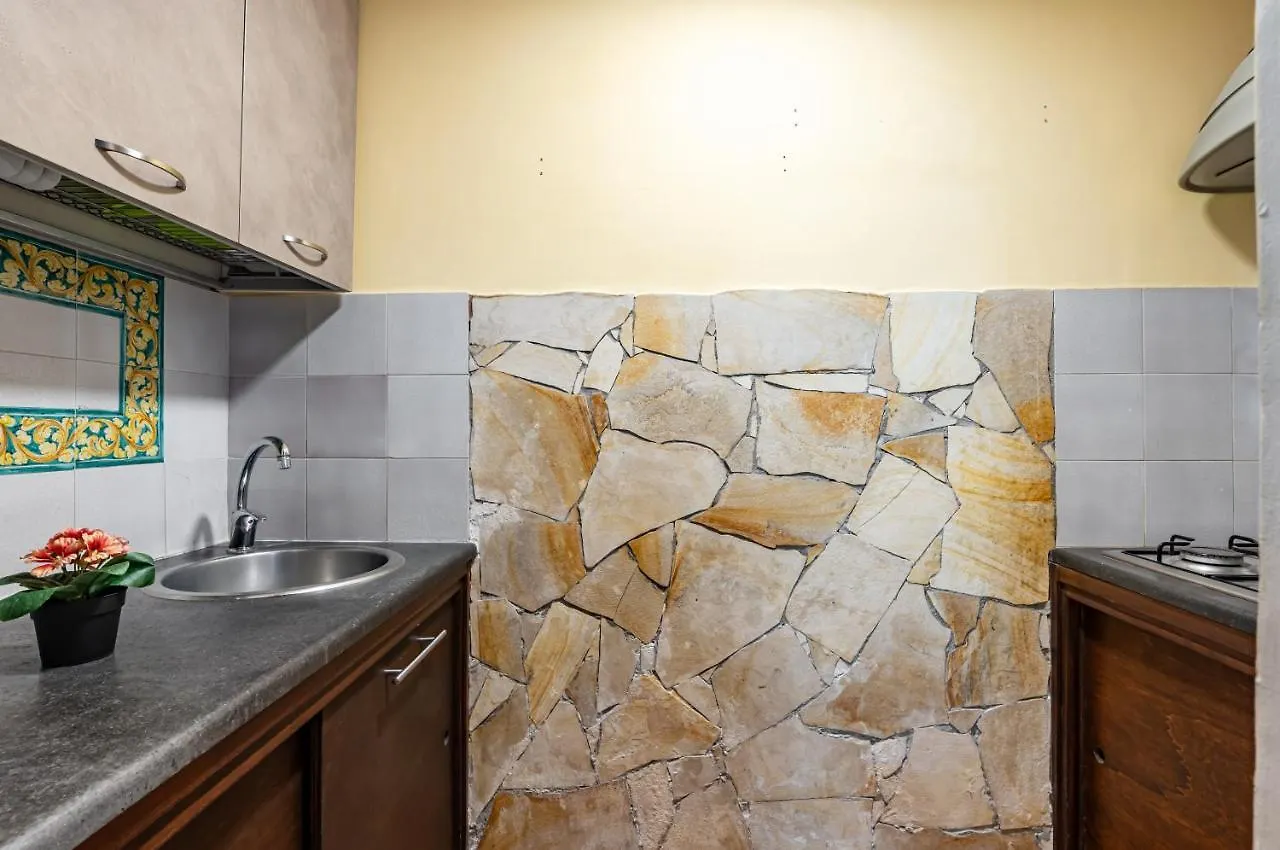 Castello Ursino Apartment - With Balcony Catania Italy