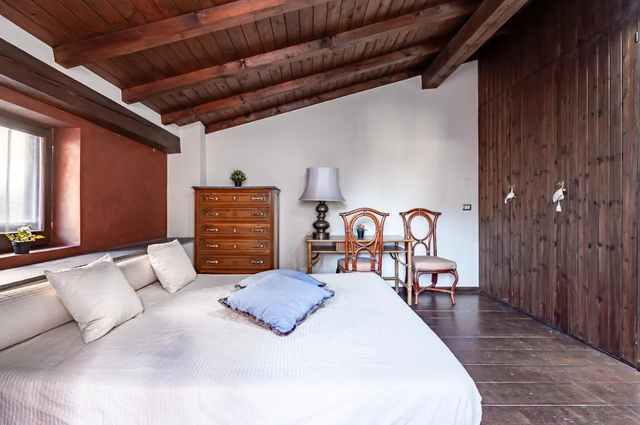 Castello Ursino Apartment - With Balcony Catania